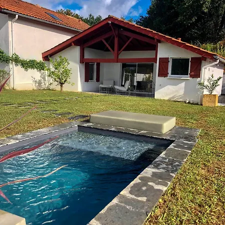 L'adret Du Bois Guest house *