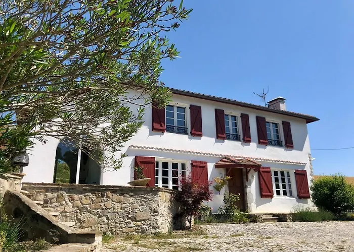 L'adret Du Bois 게스트하우스 Sames